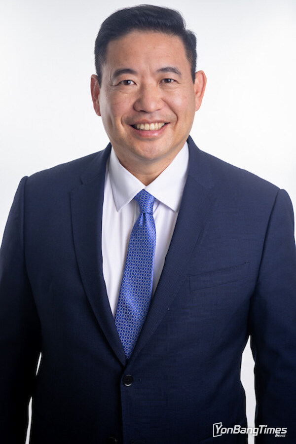 Kevin D. Kim